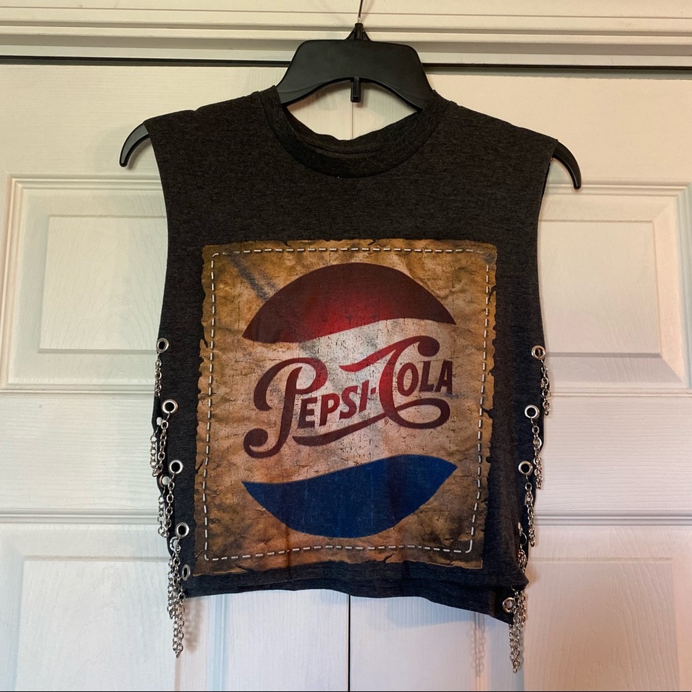 chain tee shirt